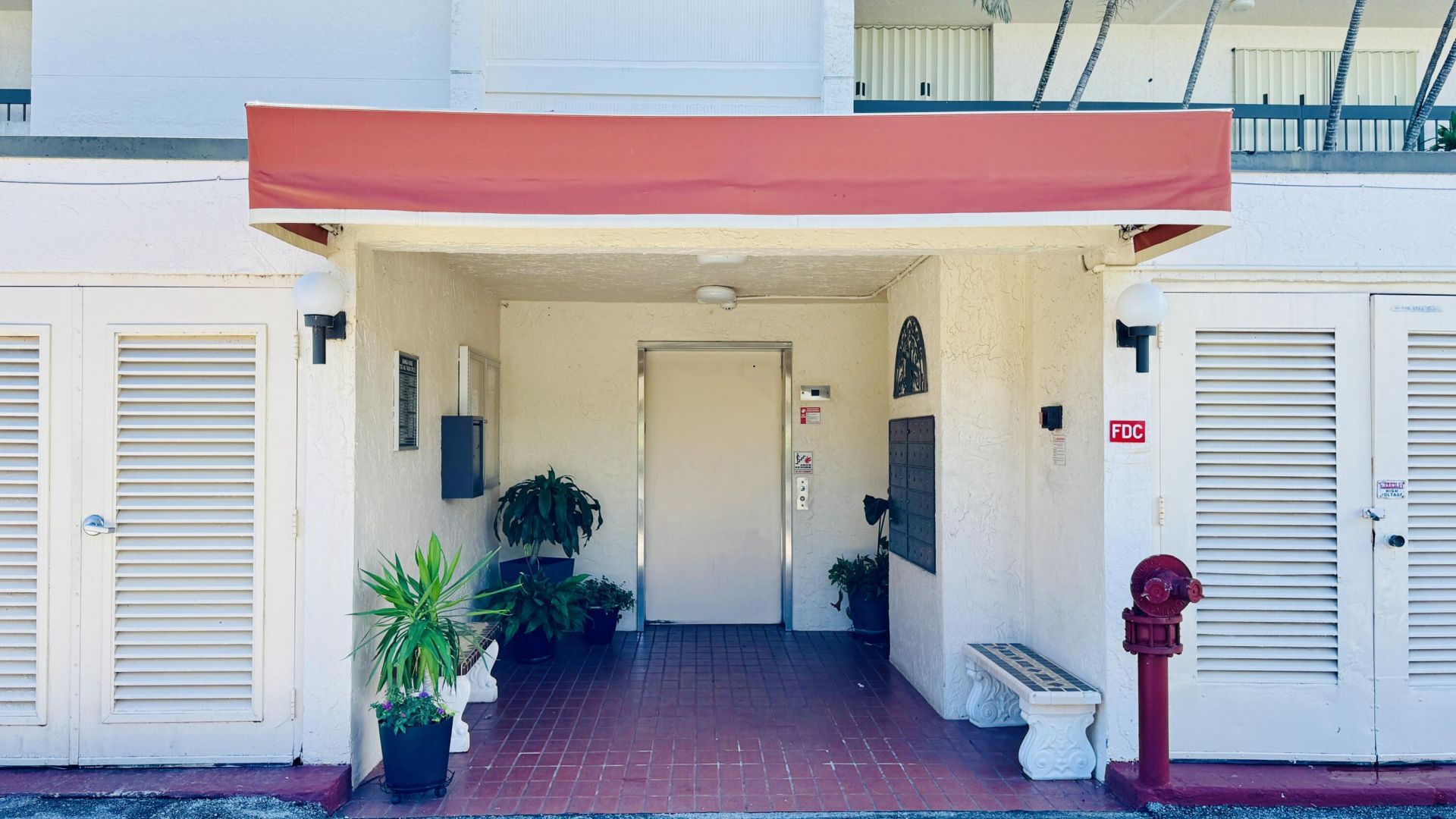 7030 Half Moon Circle, Unit 121, Hypoluxo, FL 33462 Photo