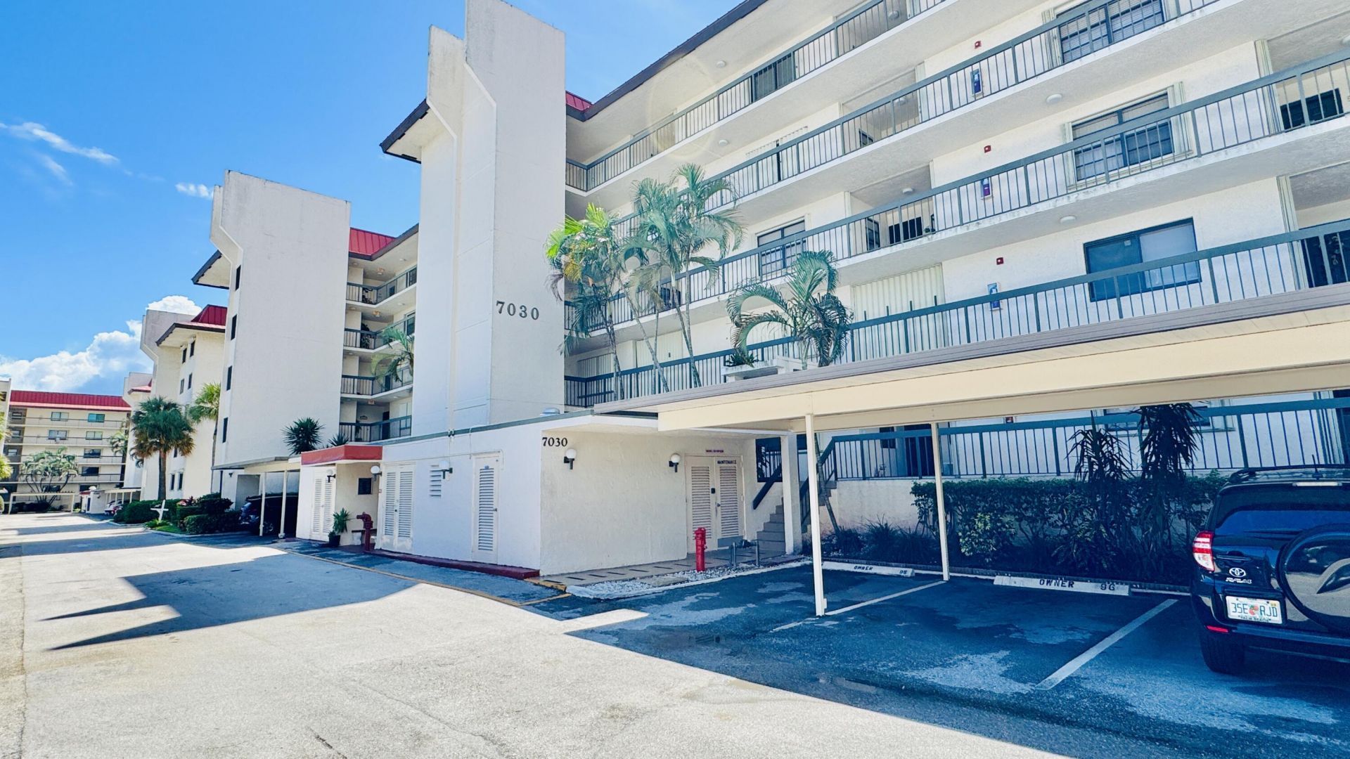 7030 Half Moon Circle, Unit 121, Hypoluxo, FL 33462 Photo