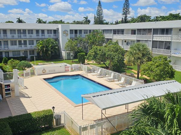 15610 NE 6th Avenue, Unit 37b, Miami, FL 33162