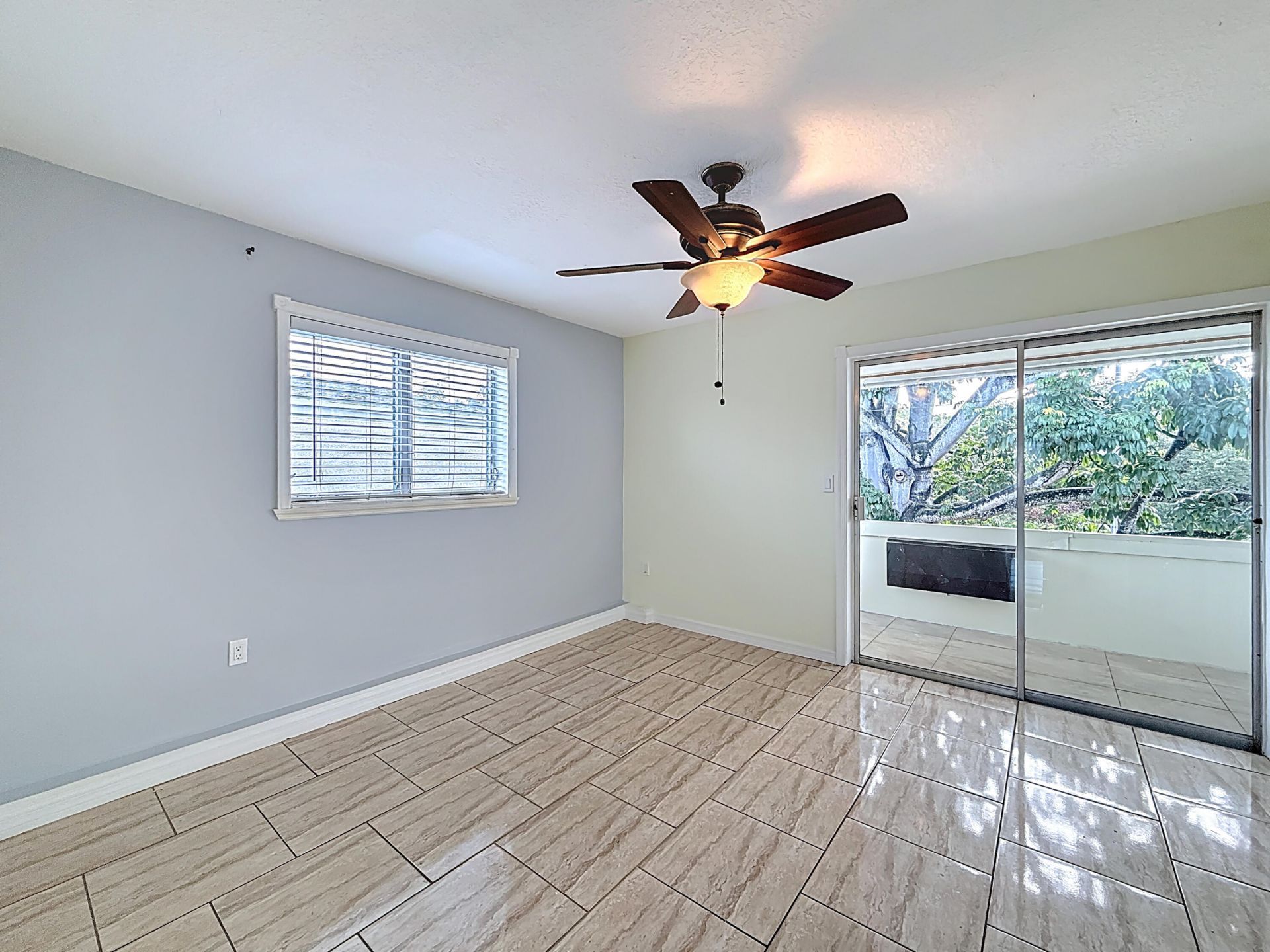 15610 NE 6th Avenue, Unit 37b, Miami, FL 33162 Photo