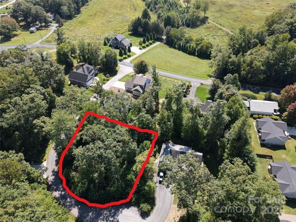 89 Hamilton Woods Lane, Etowah, NC 28729