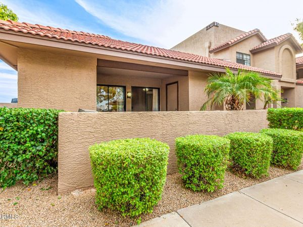 8625 E BELLEVIEW Place, Unit 1050, Scottsdale, AZ 85257