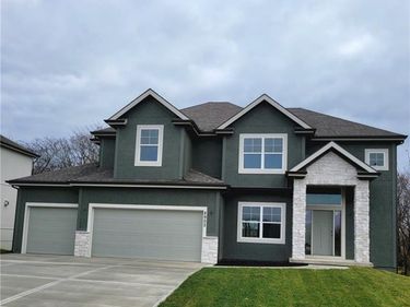 8905 N Colorado Avenue, Kansas City, MO 64156