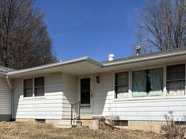 310 Volga Street, Fayette, IA 52142