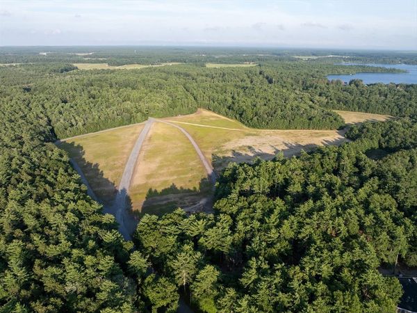 235 Main, Carver, MA 02330