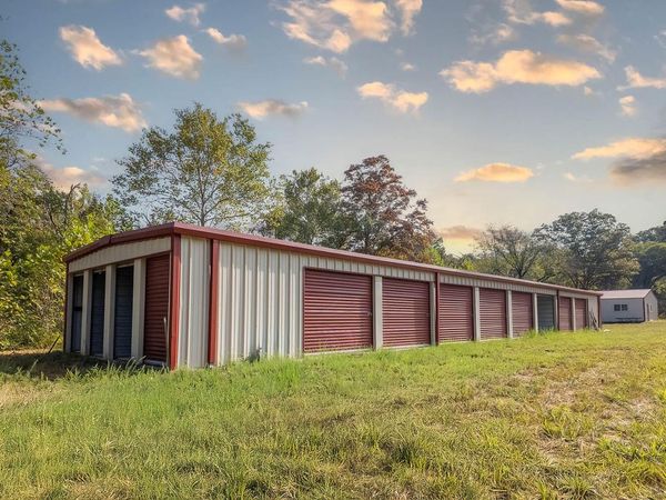 11748 Highway 63 South, Hardy, AR 72542