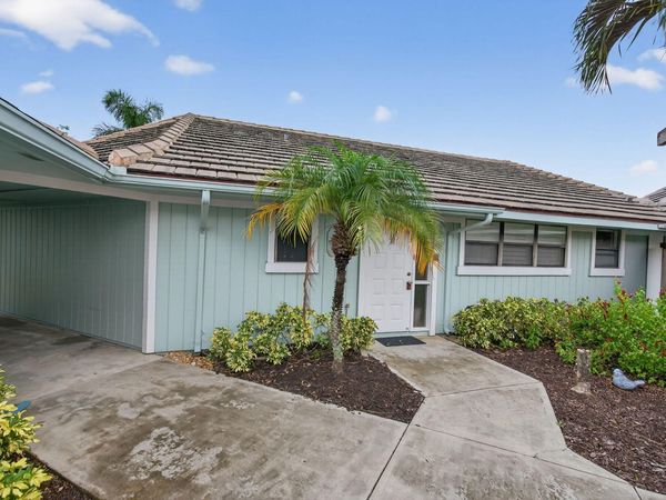 1127 E Seminole Avenue, Unit 8a, Jupiter, FL 33477