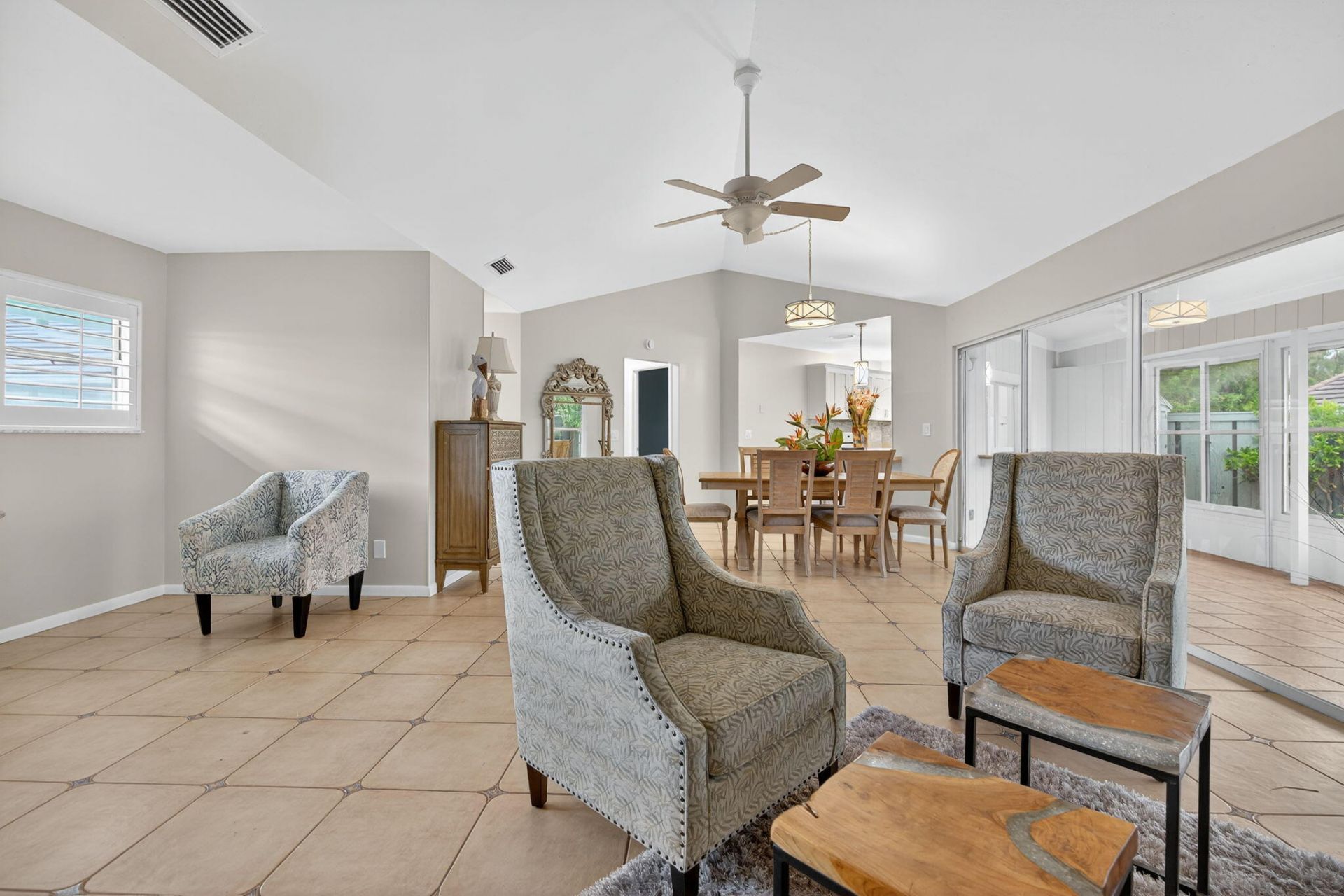 1127 E Seminole Avenue, Unit 8a, Jupiter, FL 33477 Photo