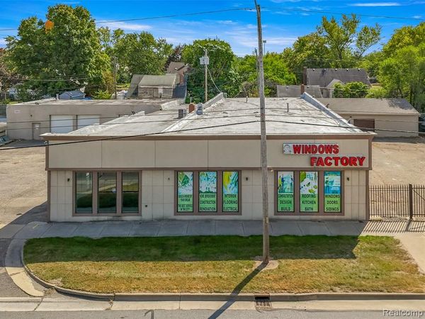 26905 Michigan Avenue, Inkster, MI 48141