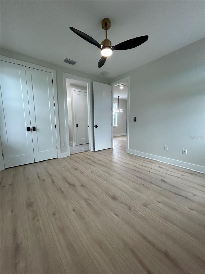 468 44th Avenue N, Unit 1/2, Saint Petersburg, FL 33703 Photo