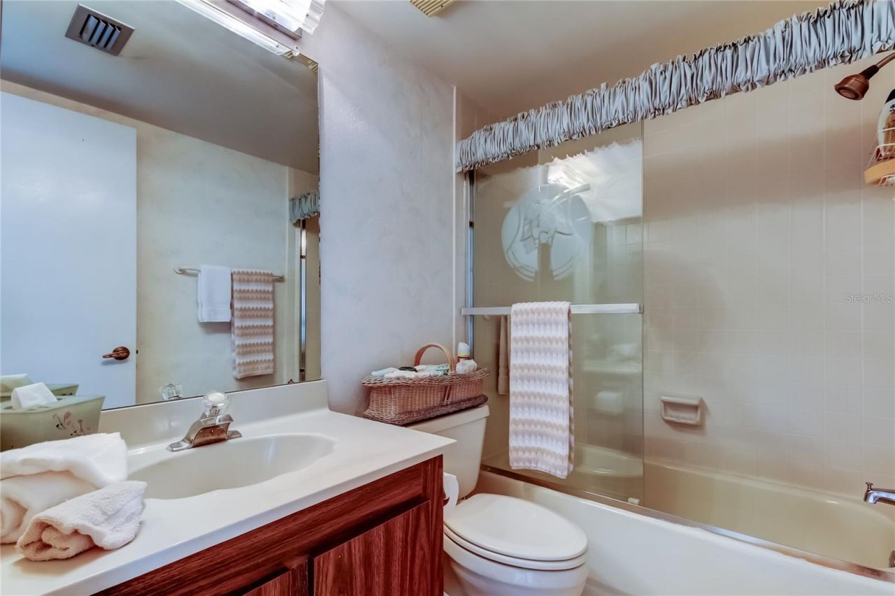 6268 Palma Del Mar Boulevard S, Unit 213, Saint Petersburg, FL 33715 Photo