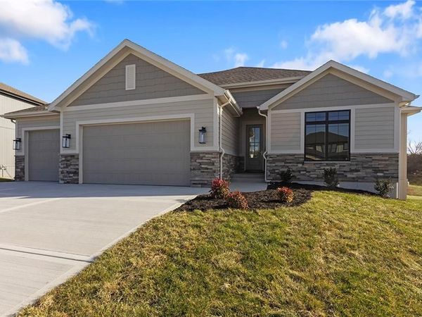 13541 NE 114th Place, Kearney, MO 64060