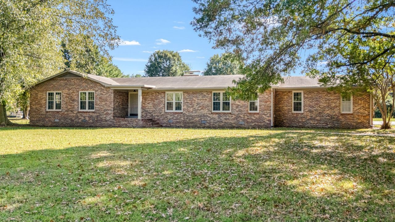 108 Picard Drive, Tullahoma, TN 37388 Main Photo