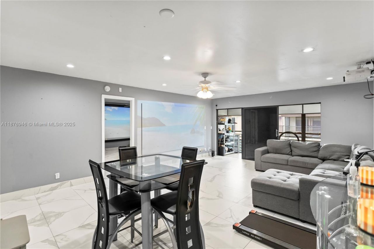 177 W Laurel, Unit 1107, Margate, FL 33063 Photo