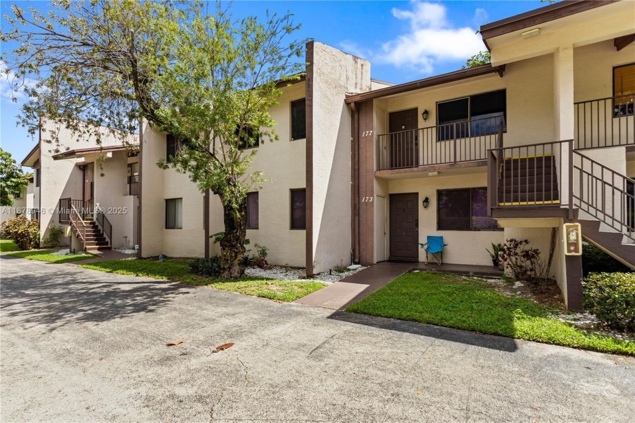177 W Laurel, Unit 1107, Margate, FL 33063 Photo