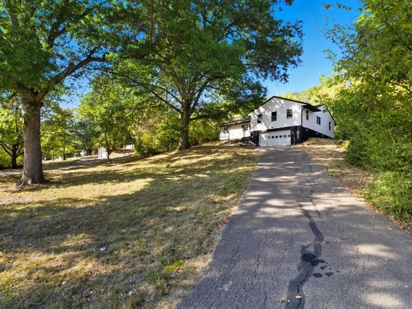 12 Mcguffey Lane, Athens, OH 45701