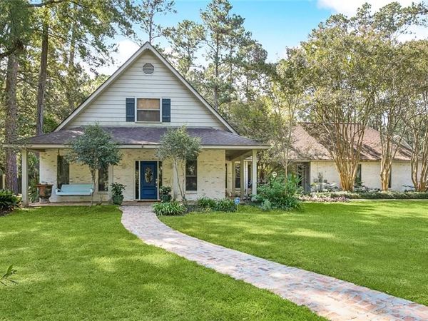 2 BORDELON Court, Mandeville, LA 70471