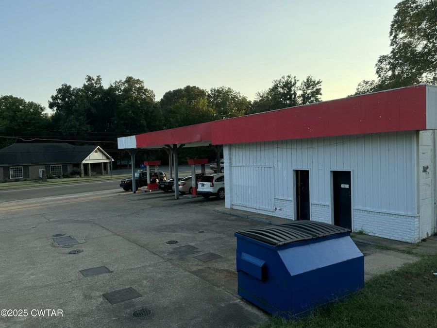 Property Image 4