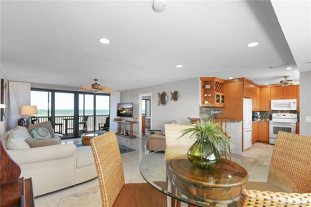 2375 NE Ocean Boulevard, Unit E402, Stuart, FL 34996 Photo