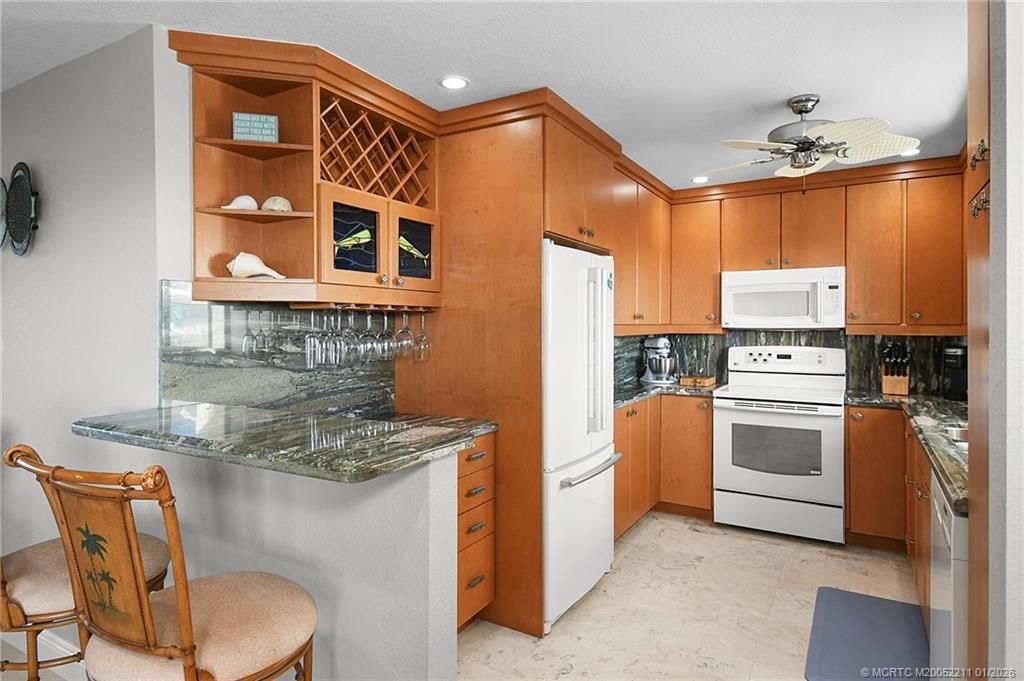 2375 NE Ocean Boulevard, Unit E402, Stuart, FL 34996 Photo