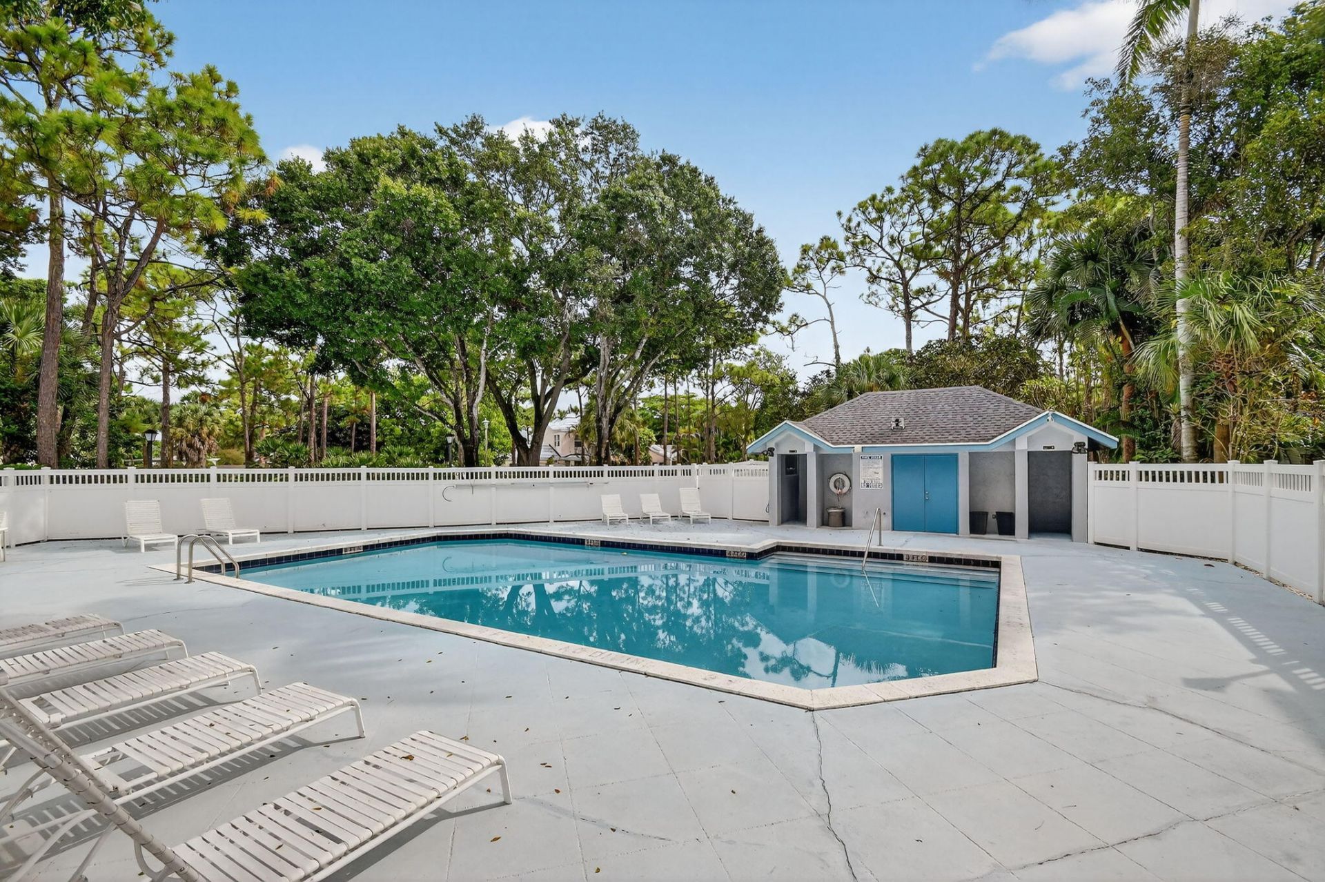 801 Harbour Pointe Way, Greenacres, FL 33413 Photo