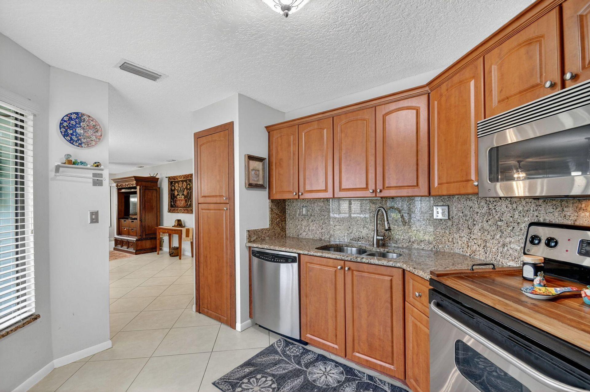 801 Harbour Pointe Way, Greenacres, FL 33413 Photo