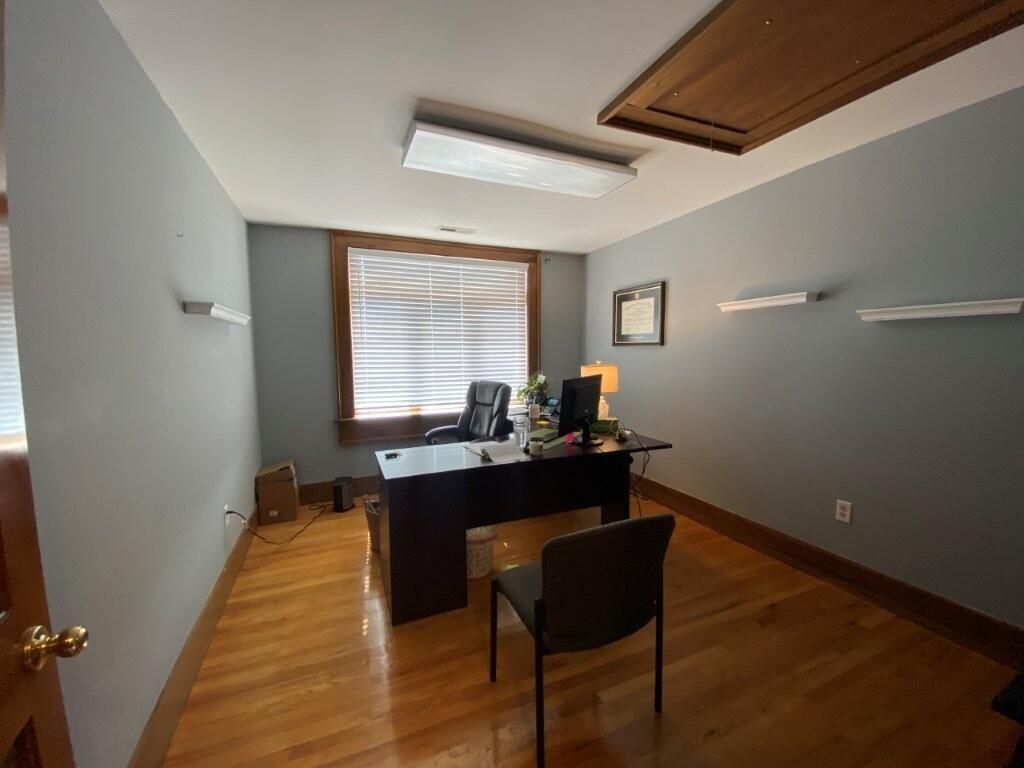 112 W Doty Avenue Photo 12