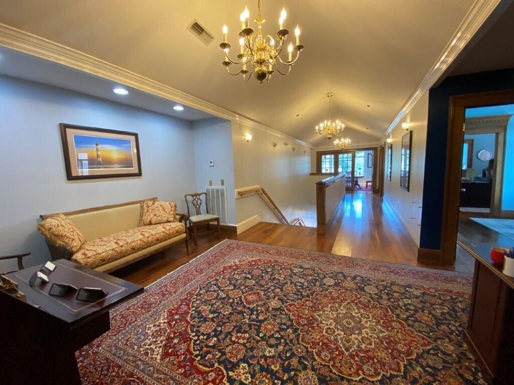 112 W Doty Avenue Photo 16