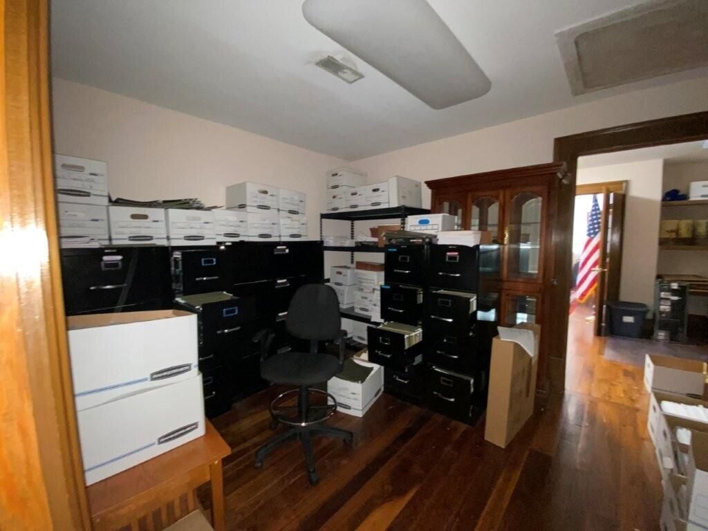 112 W Doty Avenue Photo 27