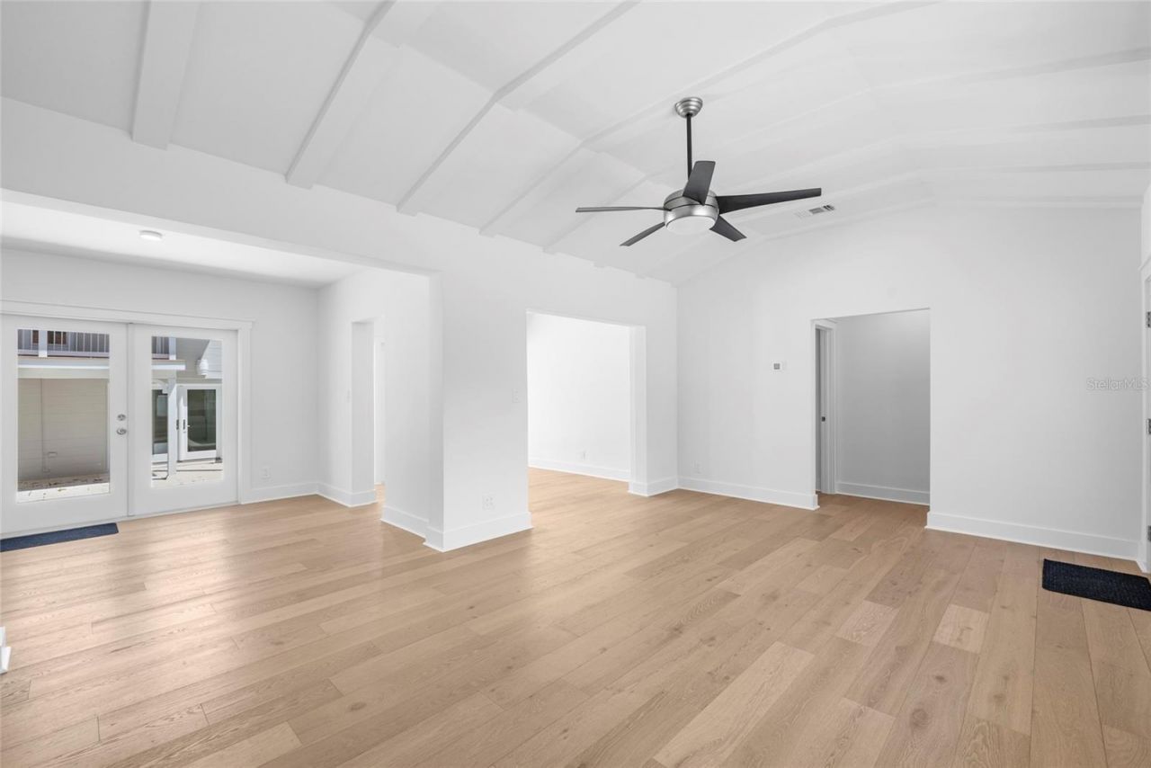 860 Snell Isle Boulevard Ne, Saint Petersburg, FL 33704 Photo