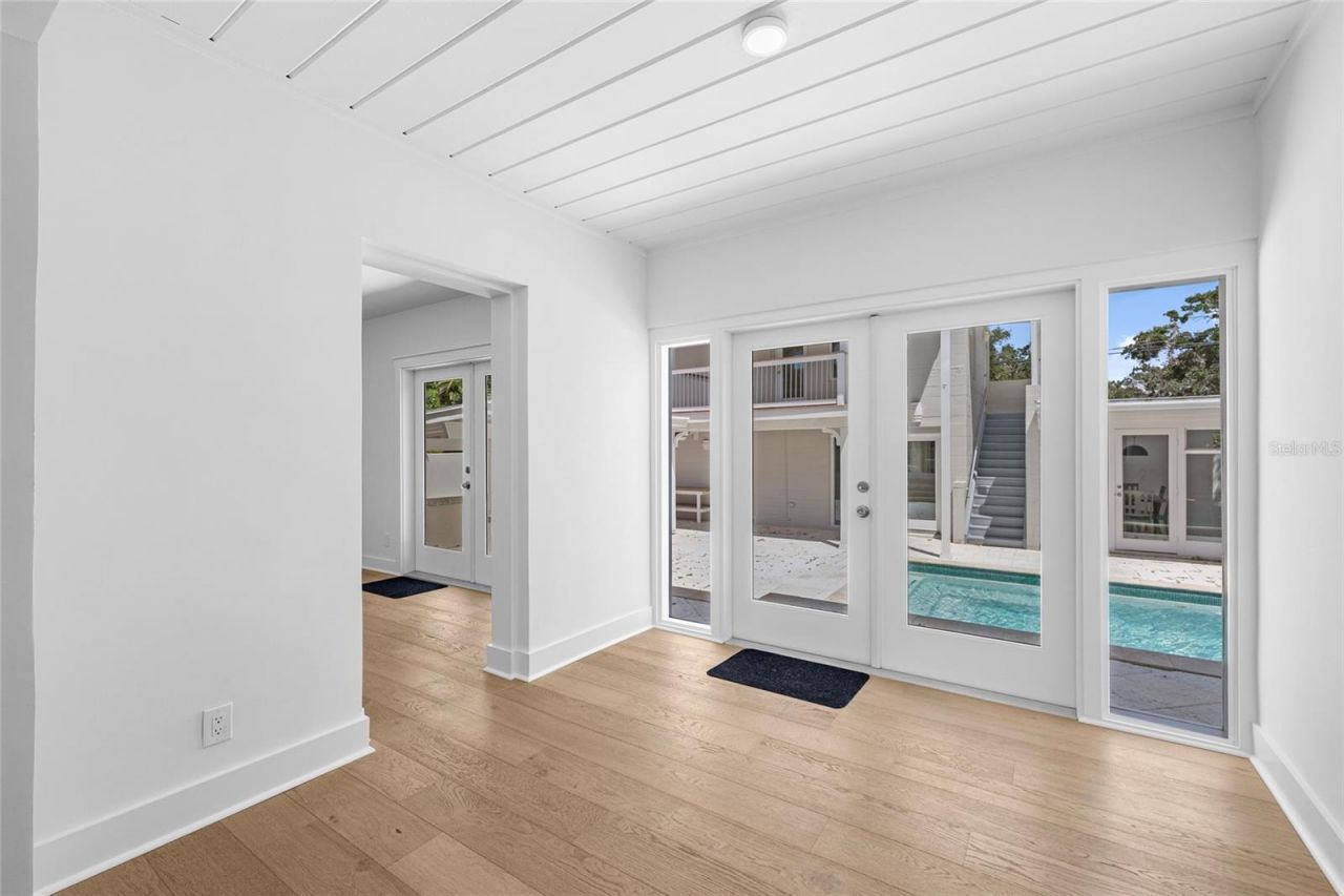 860 Snell Isle Boulevard Ne, Saint Petersburg, FL 33704 Photo