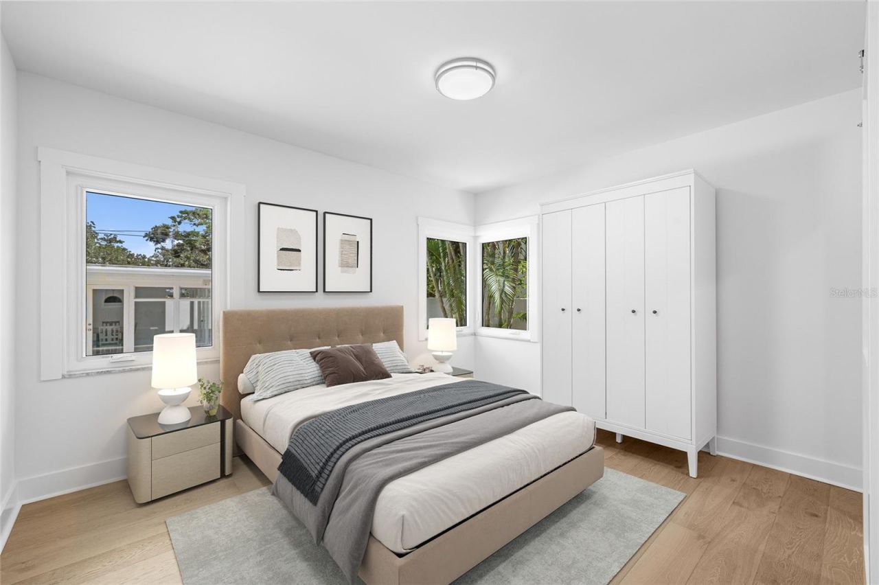 860 Snell Isle Boulevard Ne, Saint Petersburg, FL 33704 Photo