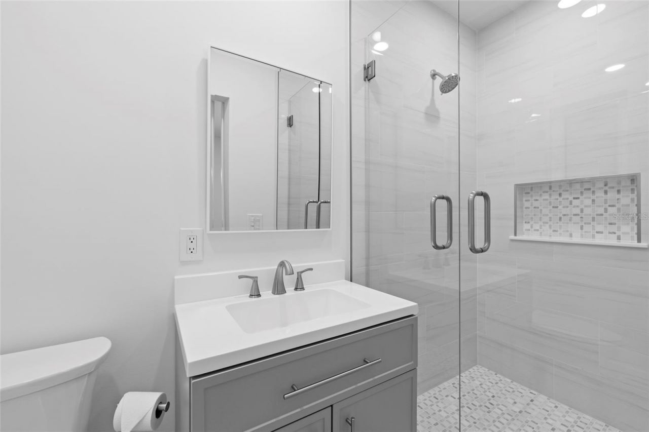 860 Snell Isle Boulevard Ne, Saint Petersburg, FL 33704 Photo