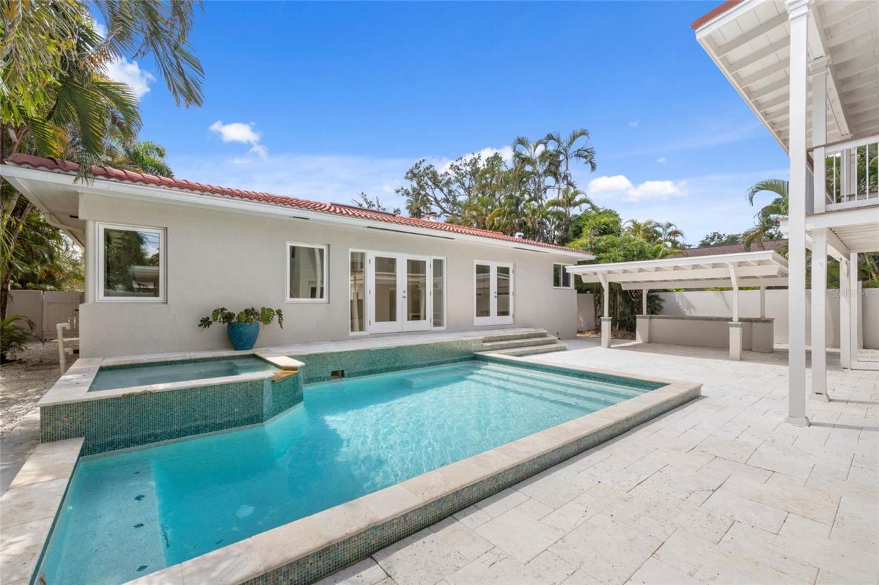 860 Snell Isle Boulevard Ne, Saint Petersburg, FL 33704 Photo