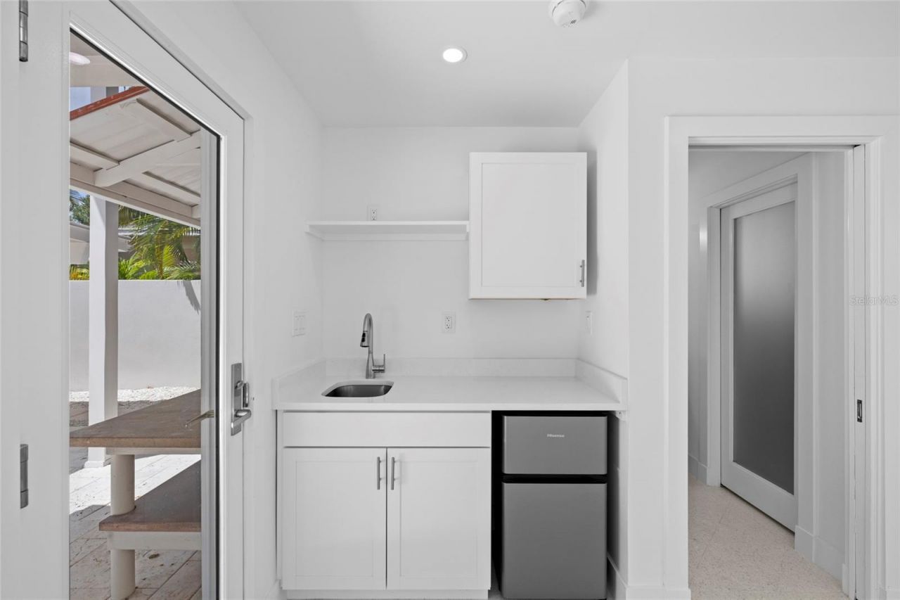 860 Snell Isle Boulevard Ne, Saint Petersburg, FL 33704 Photo