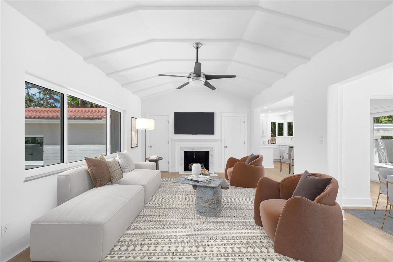 860 Snell Isle Boulevard Ne, Saint Petersburg, FL 33704 Photo