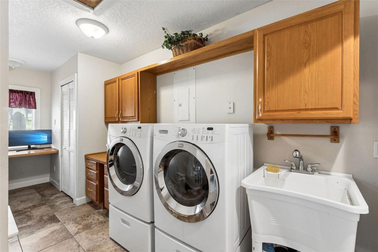 4574 Sailbreeze Court, Orlando, FL 32810 Photo