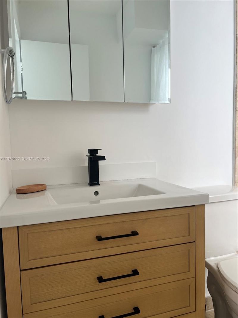 3304 Virginia St, Unit 6C, Miami, FL 33133 Photo