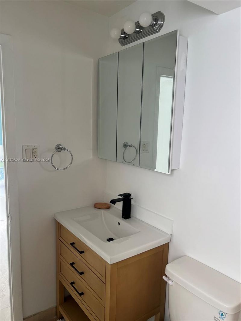 3304 Virginia St, Unit 6C, Miami, FL 33133 Photo