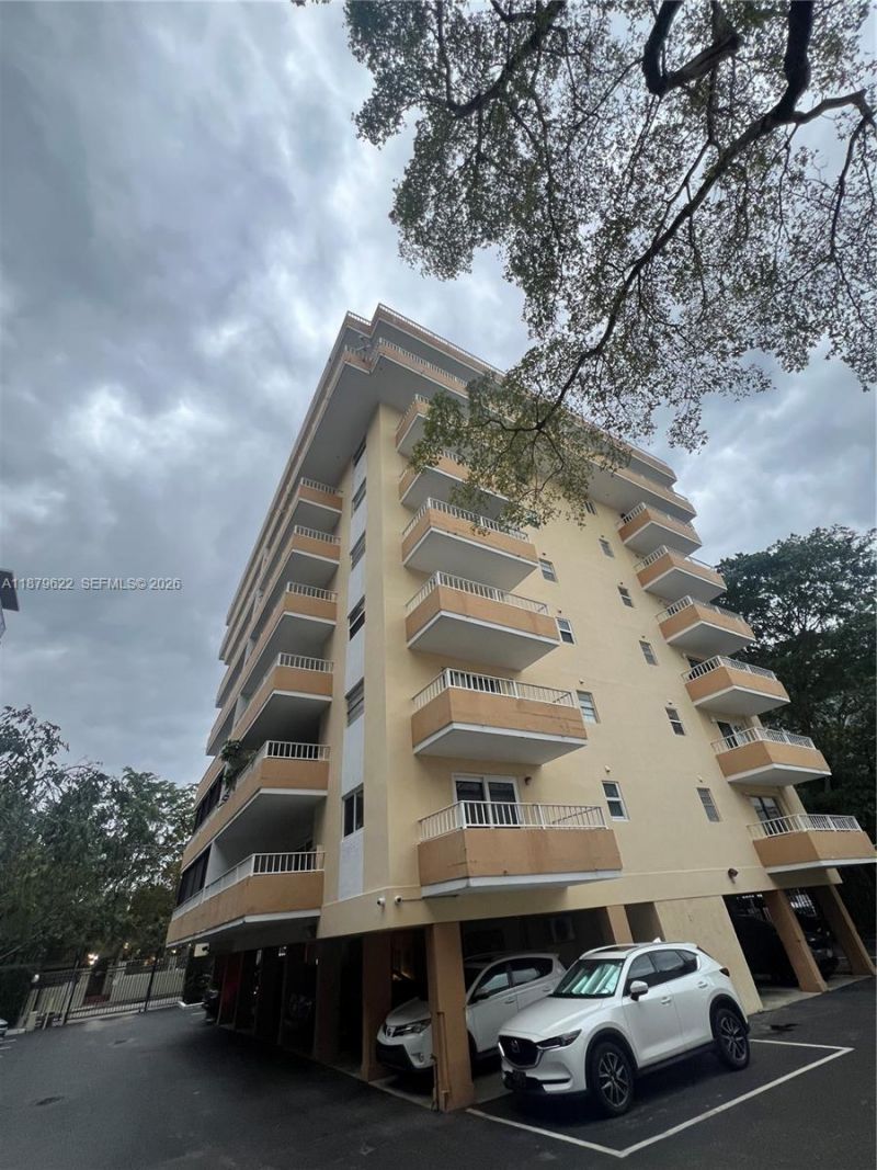 3304 Virginia St, Unit 6C, Miami, FL 33133 Photo