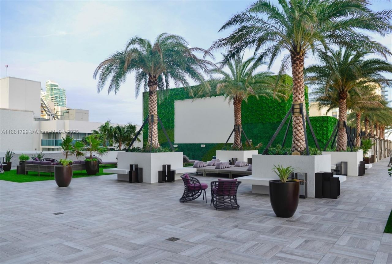 4010 S Ocean Dr, Unit R302, Hollywood, FL 33019 Photo