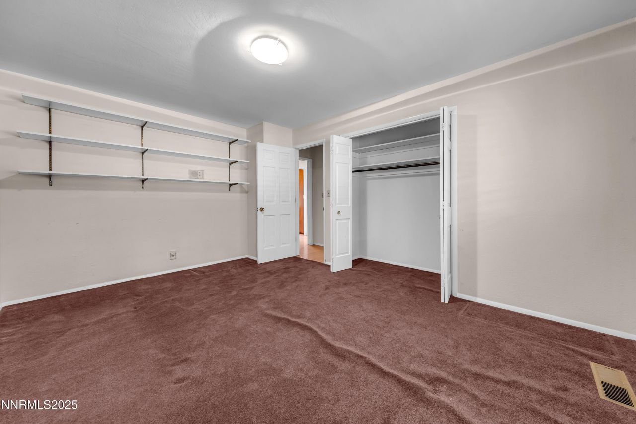 2350 Barnes Circle, Reno, NV 89509 Photo