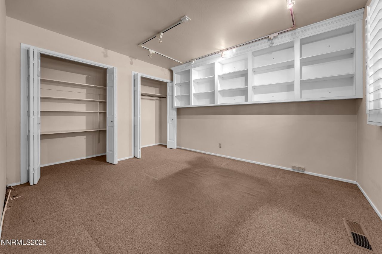 2350 Barnes Circle, Reno, NV 89509 Photo