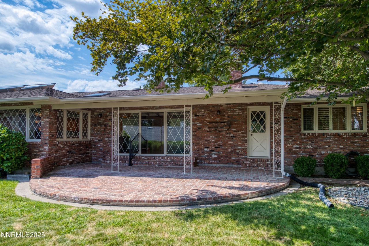 2350 Barnes Circle, Reno, NV 89509 Photo