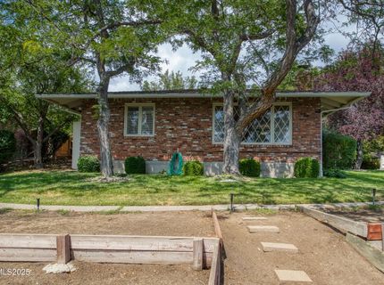 2350 Barnes Circle, Reno, NV 89509 Photo