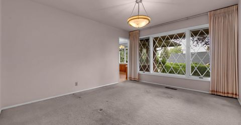 2350 Barnes Circle, Reno, NV 89509 Photo