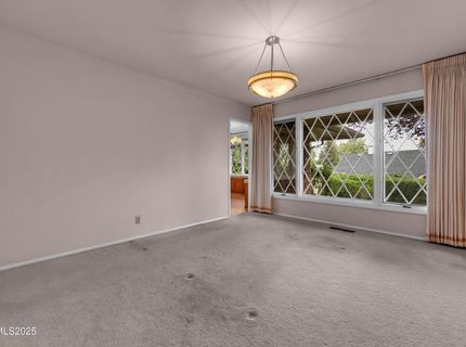 2350 Barnes Circle, Reno, NV 89509 Photo