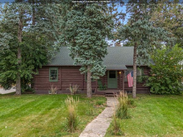 626 18th Street W, Clear Lake, IA 50428