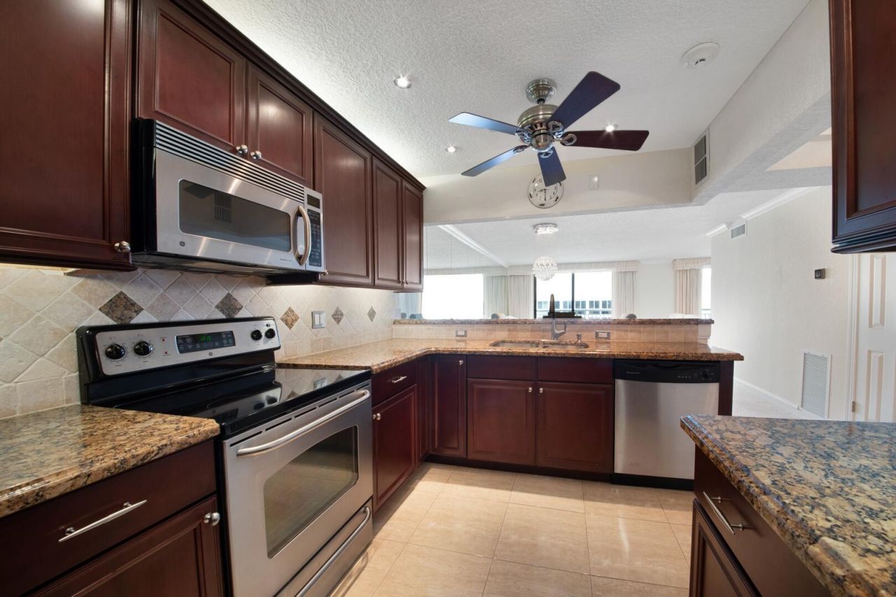 3100 NE 48th Street, Unit Ph10, Fort Lauderdale, FL 33308 Photo