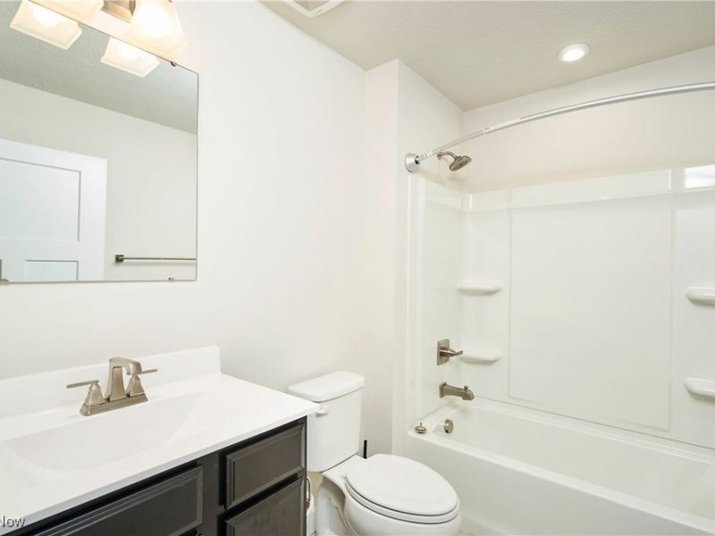 3649 Stradley Circle, Norton, OH 44203 Photo 10